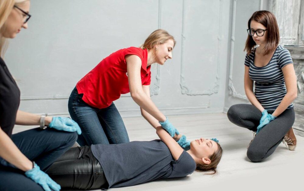 24 Life Skills Every Teen Should Learn 42 life skills for teens